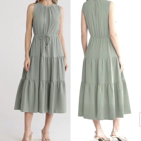 Calvin Klein Dresses & Skirts - Calvin Klein Sleeveless Tiered Midi Dress Size 6 Pale Grey Green Fit & Flare
